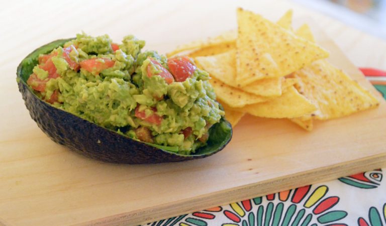 Guacamole, la salsa messicana con l’avocado Guacamole, la salsa messicana con l’avocado