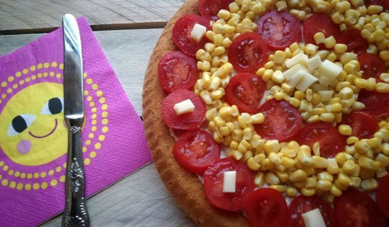 Crostata morbida salata, perfetta per l’estate Crostata morbida salata, perfetta per l’estate